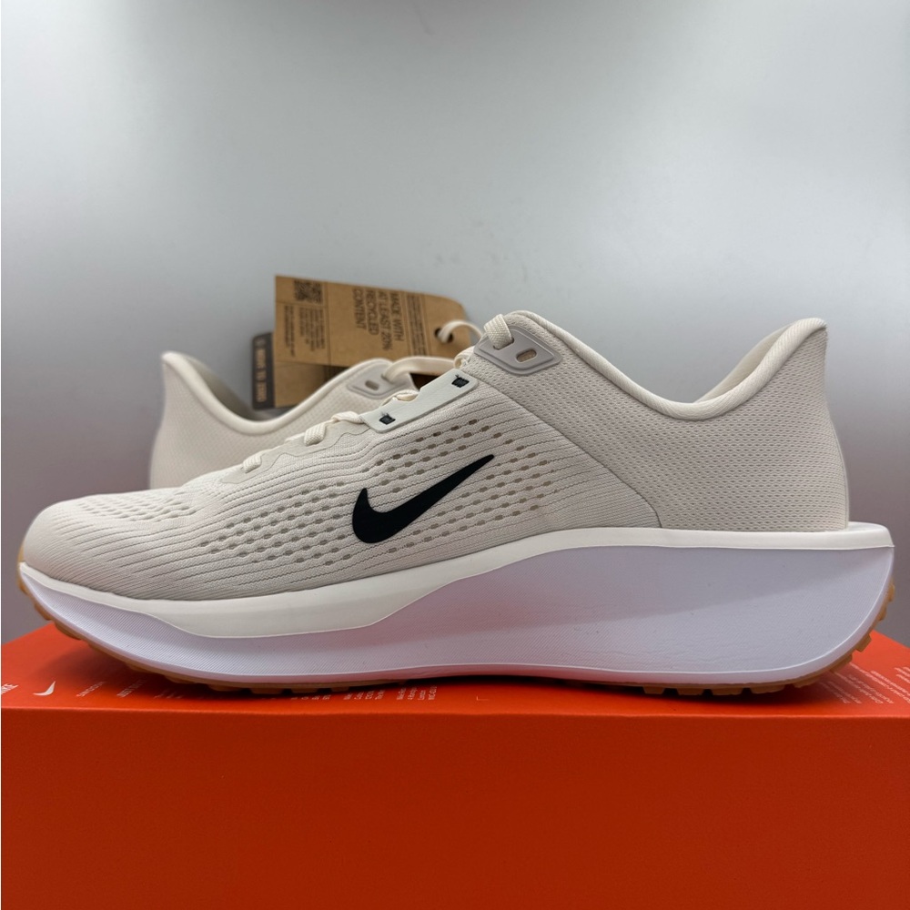 Nike Quest 6 Phantom Metallic Gold BRAND NEW Size 10 Women - Picture 6 of 8